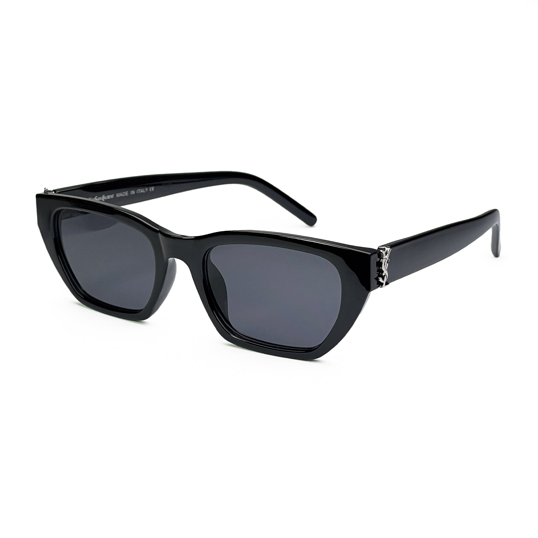 Saint Laurent M81