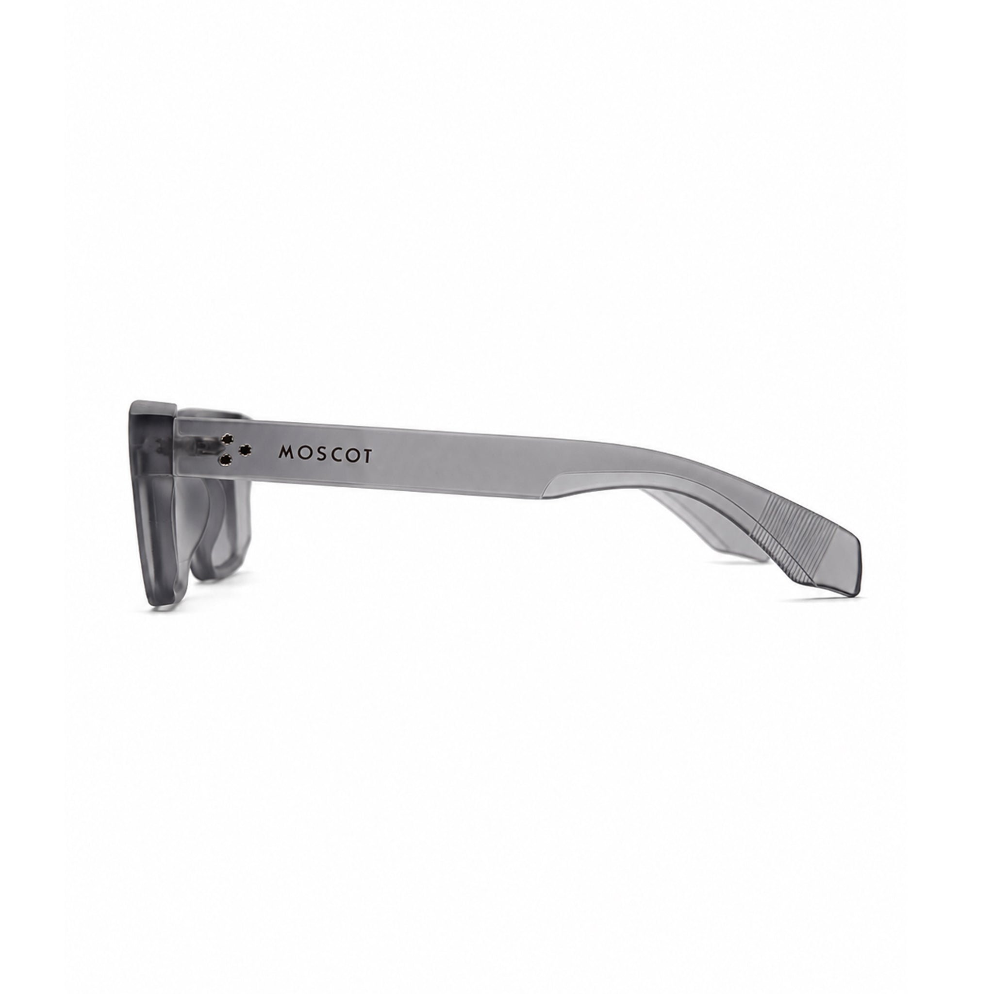 MOSCOT MICE CHASE 04