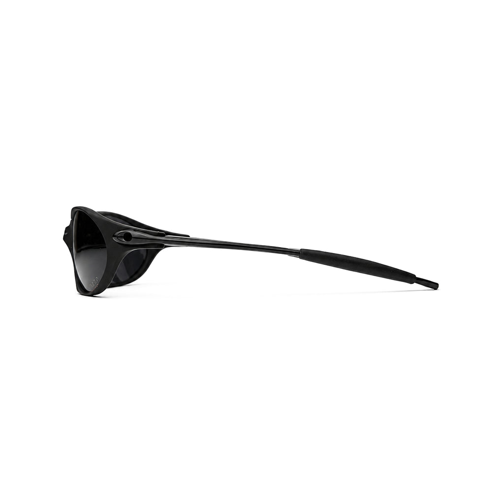 OAKLEY -