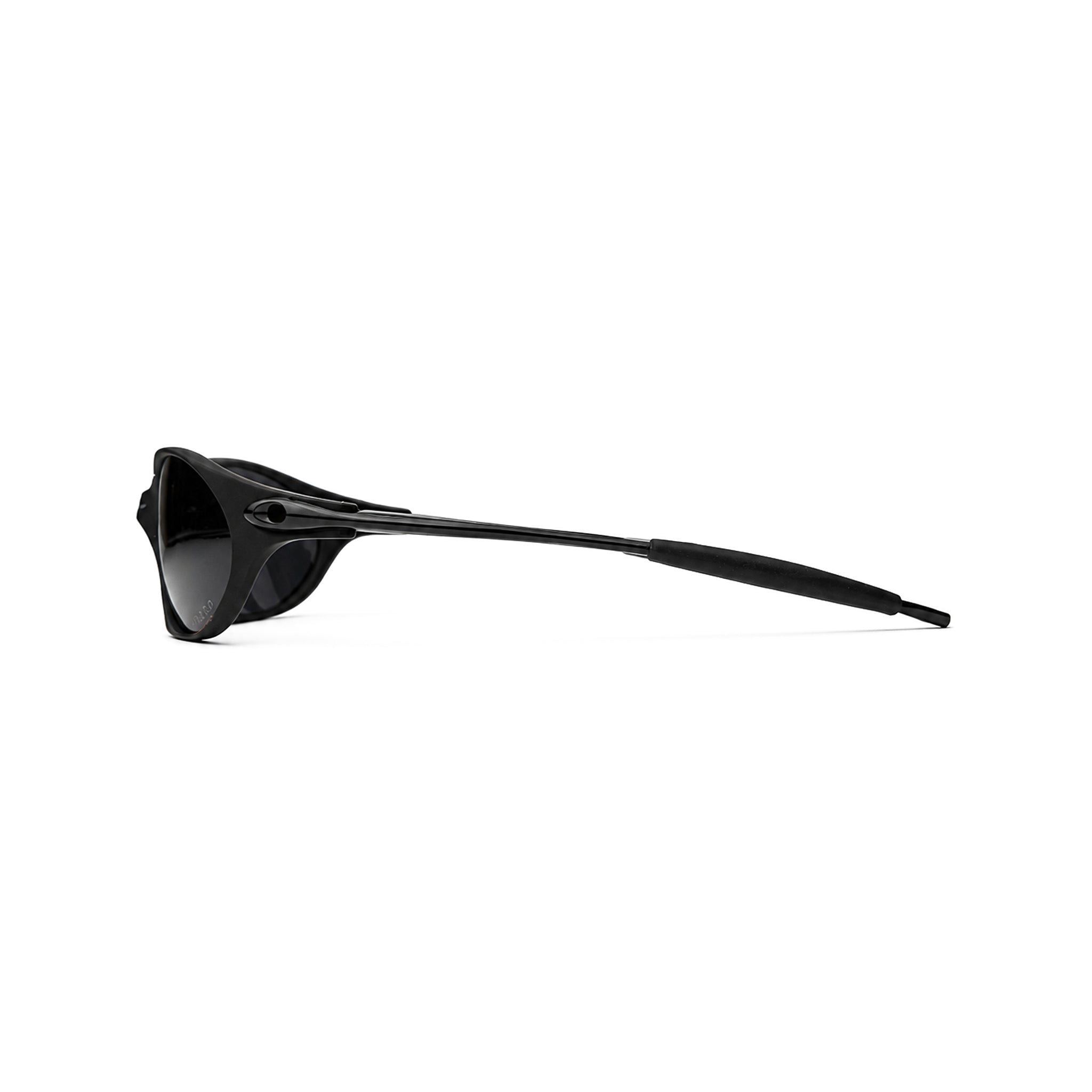 OAKLEY -