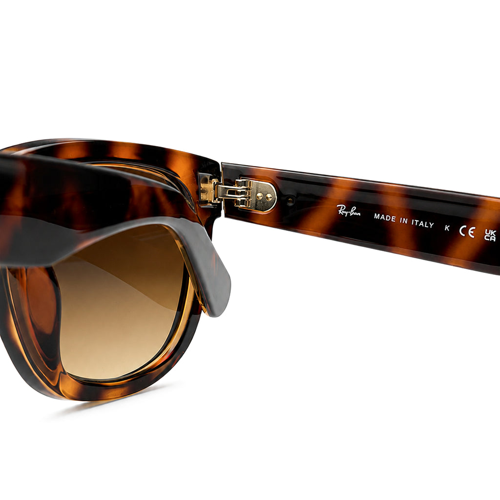 RAY-BAN